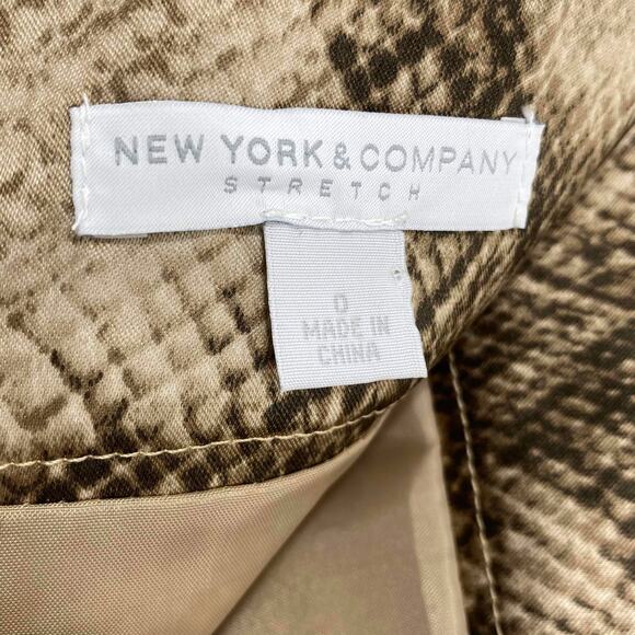 NEW YORK & COMPANY Brown Snake Print Stretch Lined Pencil Skirt - Picture 4 of 10
